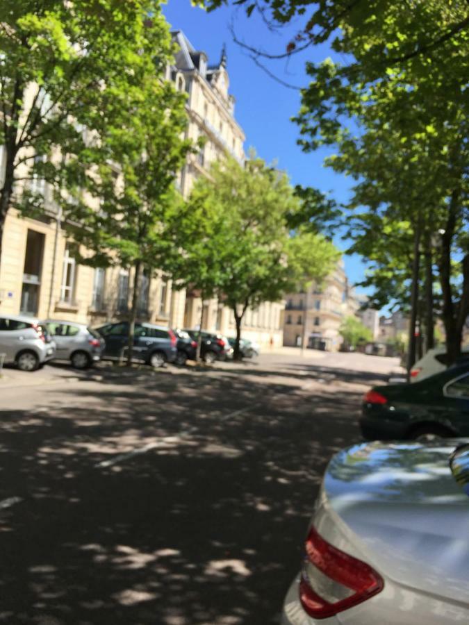 Le Jardin Darcy Liberte Hyper Centre Gare-Ville Parking Public Payant Dans La Rue Діжон Екстер'єр фото